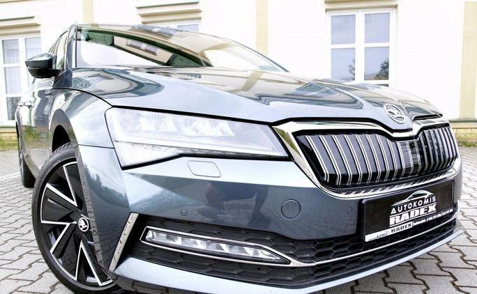 Skoda Superb cena 94900 przebieg: 120000, rok produkcji 2021 z Płock małe 596